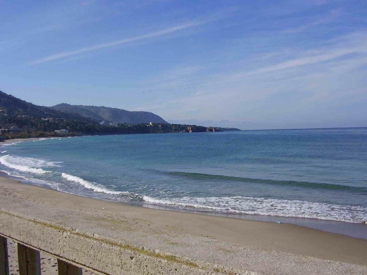 Green Villa Sand Beach Center Close Sea Veiw Cefalù Kültér fotó